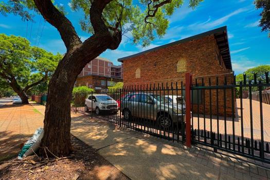 3 Bedroom Townhouse for sale in Pretoria North