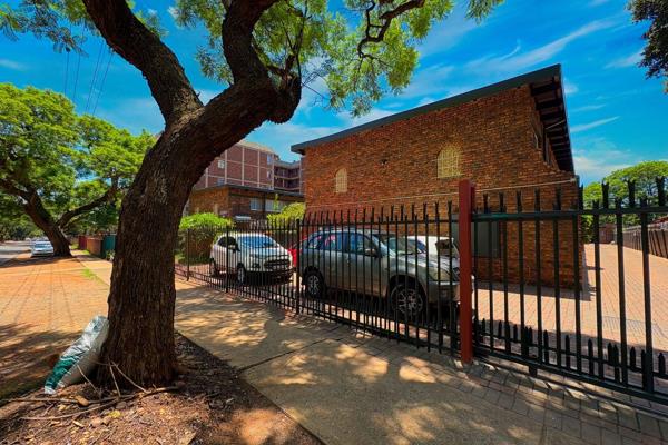 For Sale: Spacious Duplex in Pretoria North – Perfect Family Home!

Price: [Insert Price Here]
Location: Pretoria North

This ...