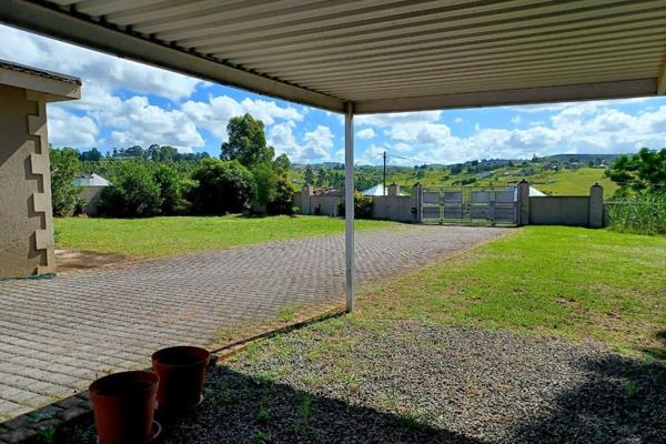 CASH SALE REQUIRED
Discover this charming two-bedroom, one-bath home nestled in the heart of rural uMlalazi, Eshowe. Perfectly blending ...