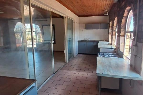 Although the property is shared there is sufficient privacy as well as a pleasant communal area with swimming pool and braai area. The ...