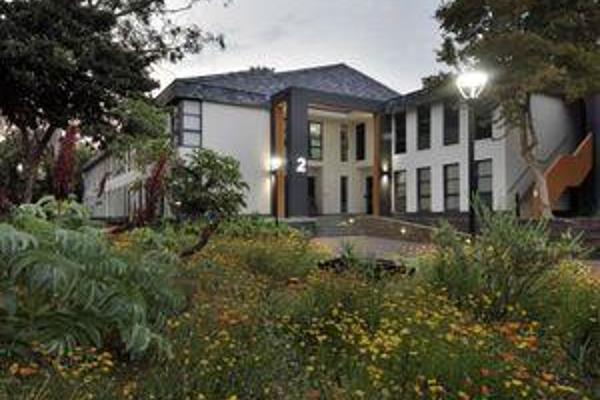 Newly refurbished and centrally located Albury Park
Modern buildings set in a park-like ...