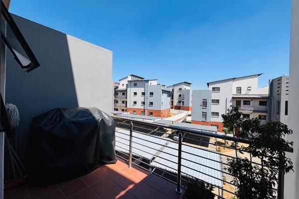 Welcome to this immaculate 3 bedroom apartment located in the heart of Barbeque Downs. 
Within a great complex with good management. ...