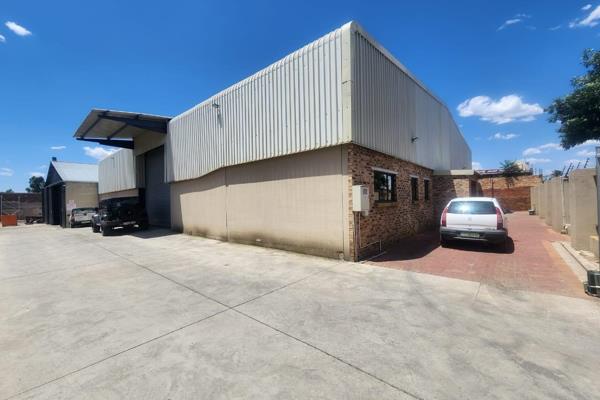 The 991Sq.m  property is ready for use, with high roof clearance and large roller door for easy access. Located in a well-established ...