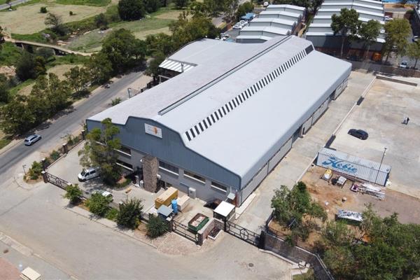 5500sqm industrial warehouse facility for sale or to-let.

Clean environment previously used for high-tech computer chip ...