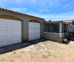 House for sale in Steenberg