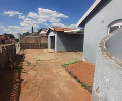 House for sale in Diepkloof