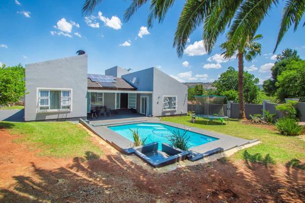 Looking for a Spacious, Large and Modern Family Home with a Flatlet and full solar system – look no further!

Situated in the heart of ...