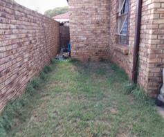 Townhouse for sale in Randpoort