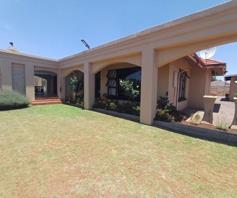 House for sale in Rowhill