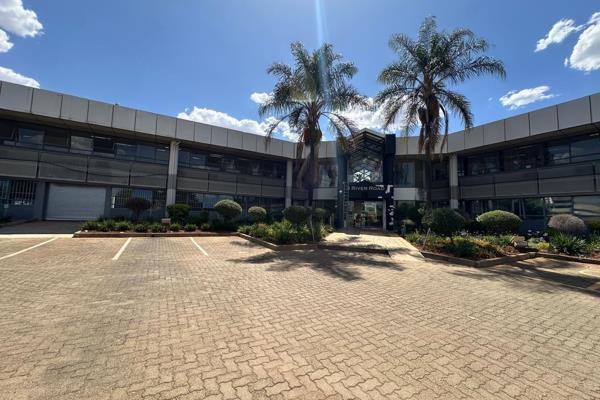 Located on the ground floor of the prestigious 3 River Road complex in Bedfordview, this spacious office offers 1,289sqm of open-plan workspace. Designed for modern businesses, the south wing is bathed in natural light and comes ...