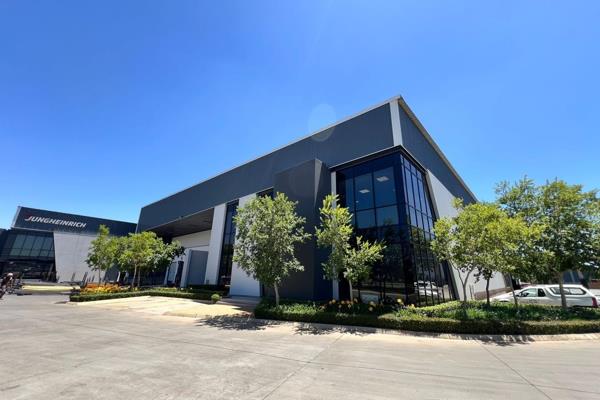 This premium-grade warehouse is located in a secure and modern industrial park at the ...