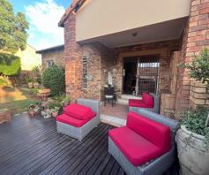 Townhouse for sale in Mooikloof