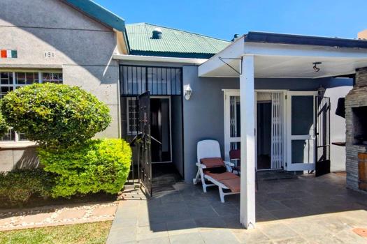 5 Bedroom House for sale in Orange Grove