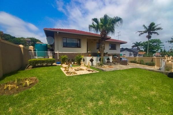 This amazing home is situated in a quite and tranquil suburb of Tongaat, on huge property grounds  for spacious living and great ...