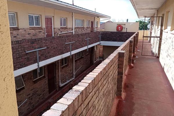 Achuza Court is a well-maintained, medium sized block of flats, conveniently located in Vasco Estate, Goodwood. Ideally suitable for ...