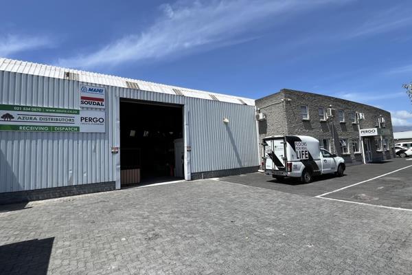 This property is available To Rent and features:

- High Exposure on Voortrekker Road
- Open-Plan Warehouse
- 2 x Roller Shutter Doors
- 3-phase Electricity 
- Reception Area
- Open-Plan Offices
- Toilet Facilities 
- ...