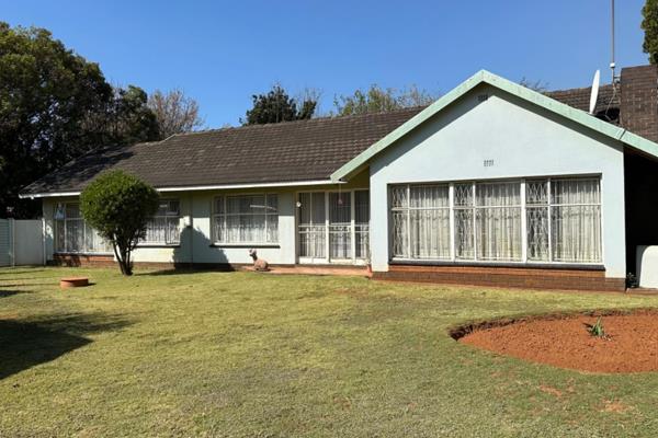 Welcome to this neat family home located in the desirable area of Midvaal! This charming residence features 3 spacious bedrooms ...