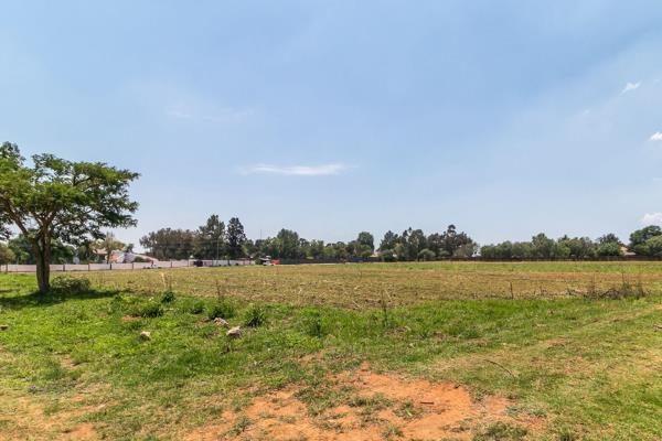 This prime 25,000 square meter (2.5 hectares) vacant land is now available for sale, located on a convenient and highly visible corner. ...