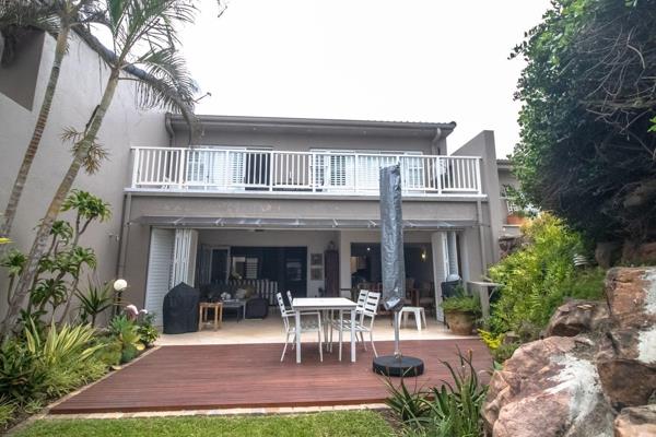 Perfect Family Home in Secure Gated beachfront complex in&#160;Umhlanga Rocks - Pet Friendly 

Prestigious frontline complex on ...