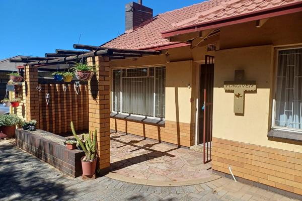 Welcome to this delightful 4-bedroom home located in the heart of Vanderbijlpark, brought to you by All About Homes! This property ...
