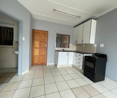 Apartment / Flat for sale in Vanderbijlpark CW 5