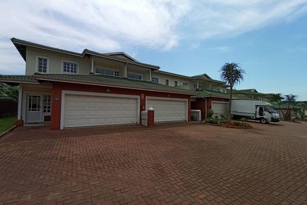 Welcome to this beautiful 3 bedroom, 2.5 bathroom home for sale in the sought-after Edgemount Estate. This stunning property boasts a ...