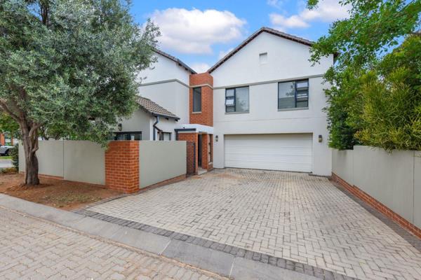 Set in a secure estate, this upmarket home offers comfort and luxury. A welcoming entrance leads you to open plan receptions that open ...