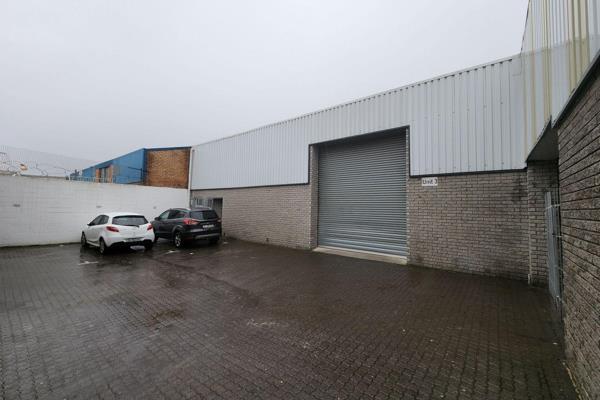 **Versatile 400m2 Warehouse in Prime Brackenfell Location**  

Step into a space that ...