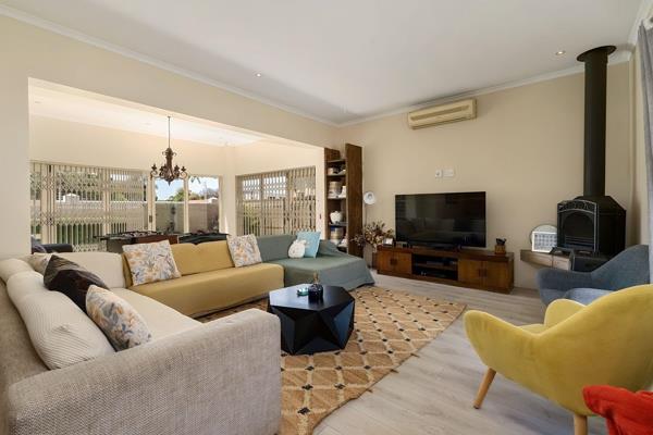 Situated within the secure confines of Bougain Villa Gated Estate in the esteemed Century City, this immaculate townhouse offers a ...