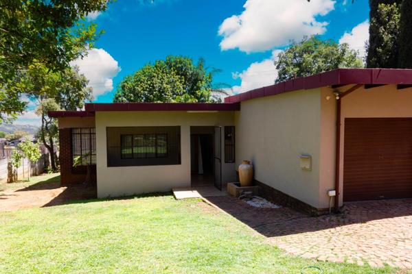 Going on Auction: Wednesday 18 December 2024
Reserve Price: R2 100 000.00 (All offers will be reviewed)
Expected Opening Bid: R2 000 ...