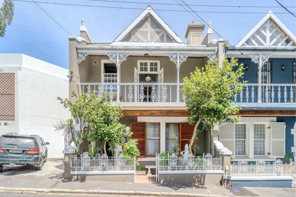Welcome to a rare gem in the heart of Gardens, where timeless charm meets modern refinement. The current owner has spent in excess of ...