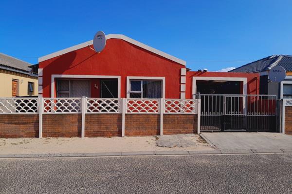 Welcome to this charming three-bedroom, three-bathroom home in the heart of Ilitha Park, Khayelitsha. This spacious property offers ...