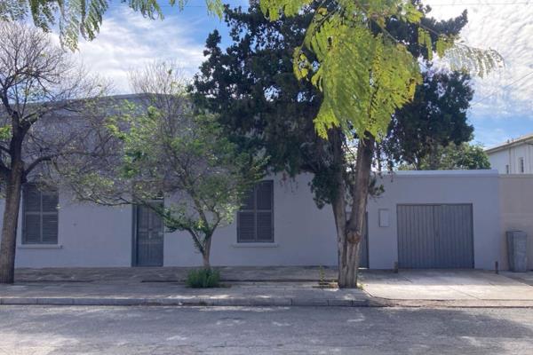 Enjoy this beautifully renovated Karoo home, well located and within easy walking ...