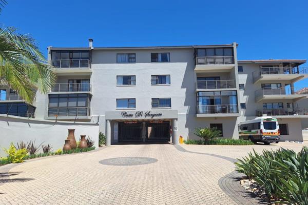 **EXCLUSIVE SOLE MANDATE**
Open plan apartment with 2 bedrooms, 2 bathrooms and a ...