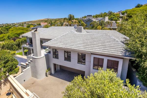 Exclusive Mandate.

Nestled in the prestigious and highly sought-after Kanonberg Security Estate, this exceptional property offers ...