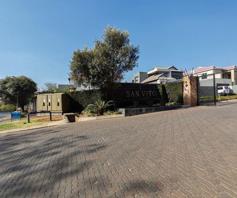 House for sale in Ruimsig Country Estate