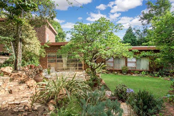 Welcome to this charming and expansive family home, perfectly designed for comfortable ...