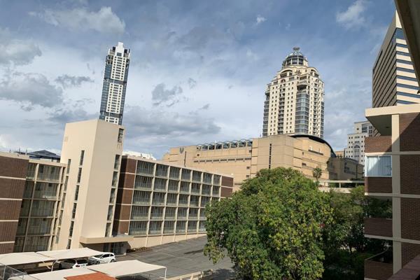 Welcome to our spacious 3-bedroom apartment with 5 beds, located in the heart of Sandton ...