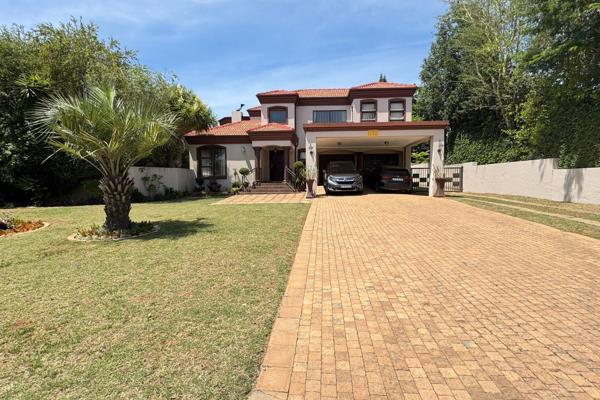 Contemporary Elegance Meets Timeless Comfort – 4-Bedroom Home in Woodhill Golf Estate

Discover this exquisite 540m&#178; family ...