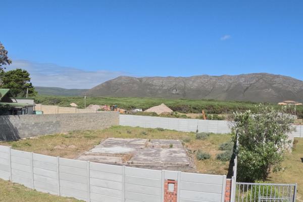 Sole Mandate. New on the market this 595m2, level plot is available for a client that is ...