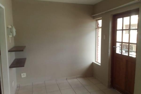 Bachelor Unit for sale at Laborie Village  

Open Plan Living Bachelor Unit 
Unfurnished ...