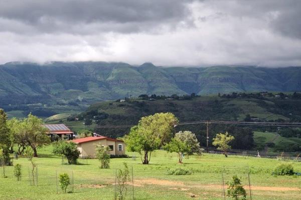 Situated at the foothills of the majestic Drakensberg, a world heritage site, this ...