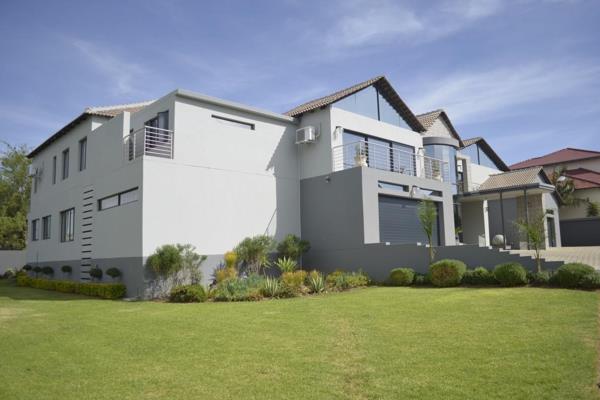 Luxurious 5-Bedroom Family Home for Sale in Ruimsig, Roodepoort
Are you searching for a ...