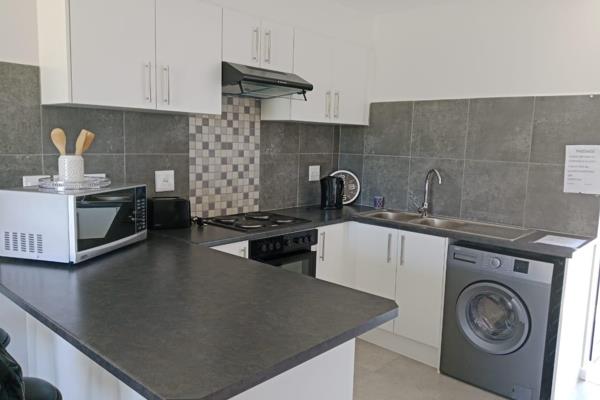 Move in ready apartments.
Two-Bedroom Duplex Apartment in Chardonay court Stratford green Eerste River.
Ideal living arrangement for ...