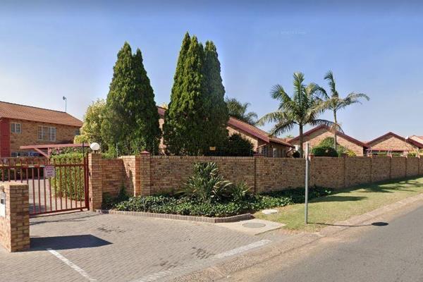 This charming 3-bedroom, 1-bathroom townhouse is situated in a secure, well-maintained complex in The Reeds, Centurion. Offering peace ...