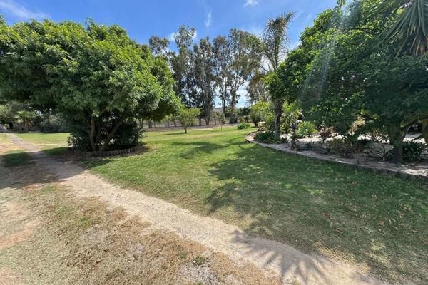 Overview:

This charming small holding offers a versatile living space ideal for family living or equestrian enthusiasts. Nestled on 1.08 hectares of lush land, this property features a main house with additional rental income ...