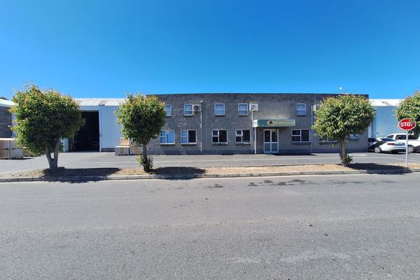 Rental @75 p/sqm gross (Ex Vat and Utilities) 

Warehouse size: 1150sqm 

Key Features: 
-24/7 Security 
-Two Roller shutter doors (4.4m height - 3.5m width) 
-Height to eaves: 5.5m 
-Three Phase Power 
-Interlink truck access ...