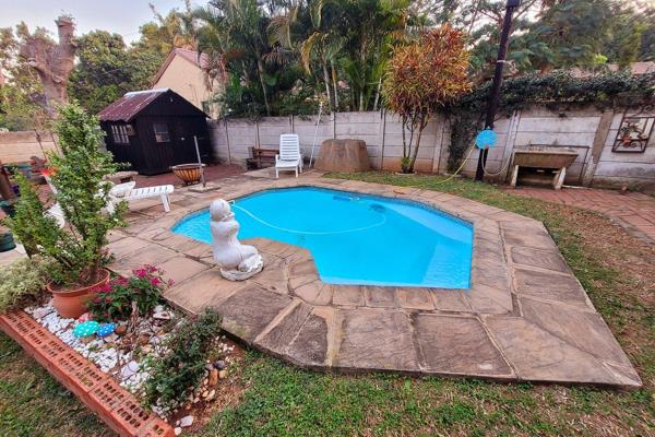 This charming 2-bedroom furnished garden cottage in Umkomaas is a fantastic rental opportunity. Ideally located in the heart of ...