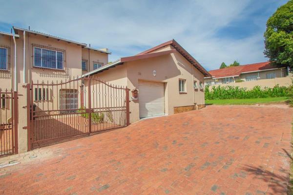 Discover this secure and spacious double-storey townhouse located in the ever popular neighbourhood of Malanshof, Randburg.
This ...