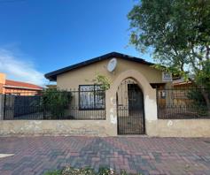 House for sale in Pimville